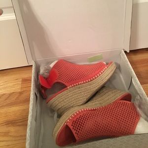 Dusty Rose colored Wedges!!